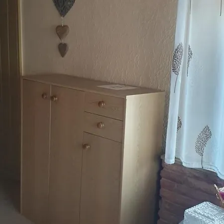 Bienchen In 04680 Апартаменты
