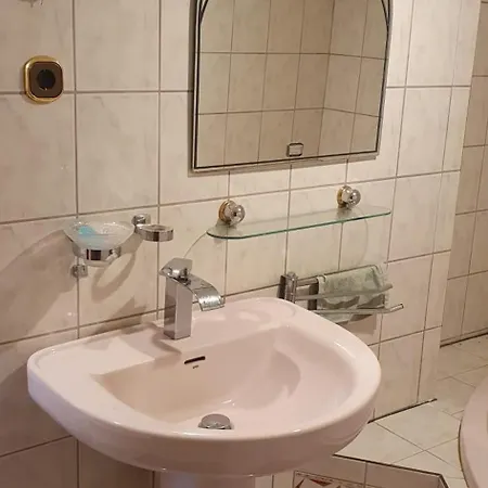 Bienchen In 04680 * Colditz