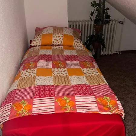 Апартаменты Bienchen In 04680